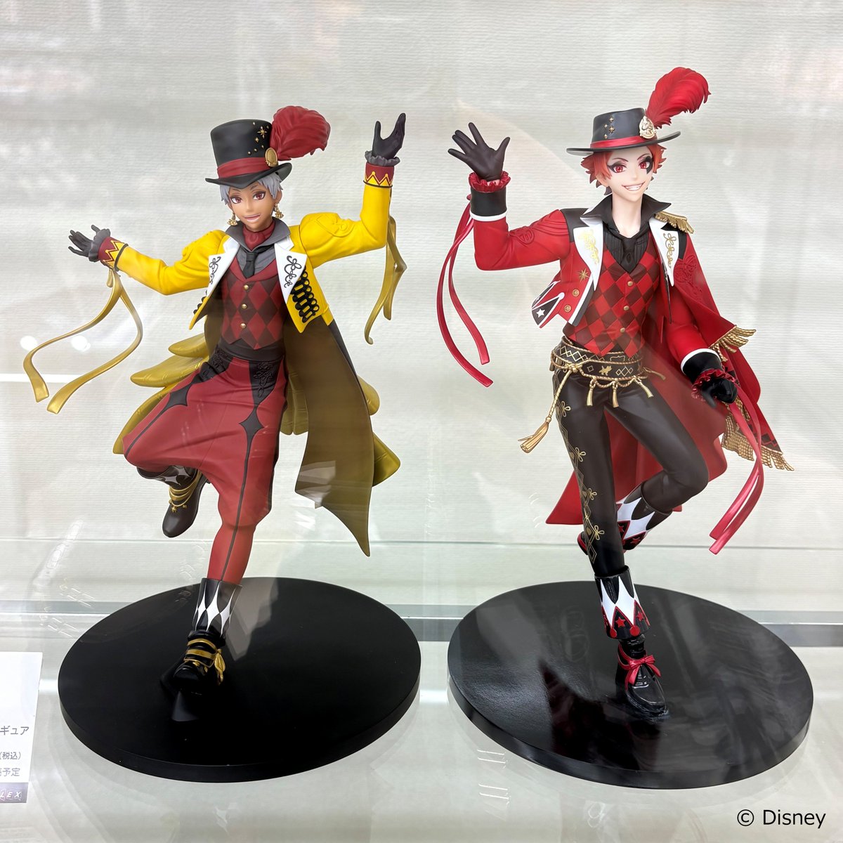 aniplex_plus's tweet photo. 🎪展示情報🎪
『ディズニー ツイステッドワンダーランド』
エース・トラッポラ／カリム・アルアジーム
ノンスケールフィギュア
開催中の ANIPLEX POPUP SHOP (池袋店)にて彩色見本を展示中✨
お越しの際はぜひご覧ください！

▼商品詳細
https://t.co/nx851Vef0o

#ツイステ https://t.co/QKN9eCPNE0