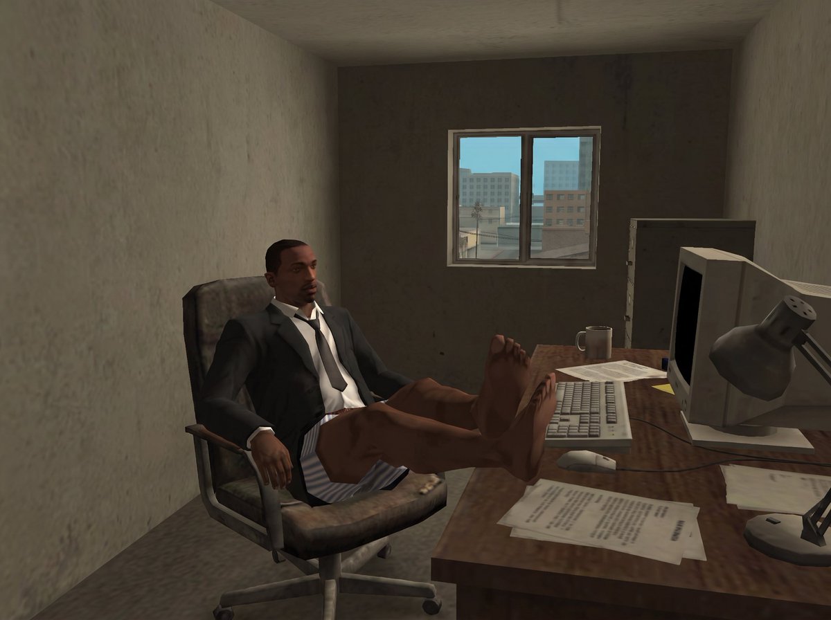 GTAmemesSOL's tweet photo. Average work-from-home day https://t.co/ePMPFU2otx