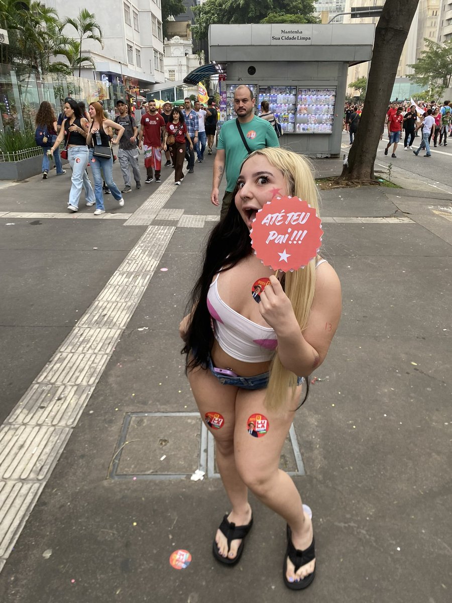 freakynyk's tweet photo. Gooner burro, não adianta chorar pq o Bolsonaro levou pica. Aceite que você não sabe NADA, é só um punheteiro idiota. As putinhas brats sabem o que é melhor pro Brasil, te resta aceitar calado! 🫵🏻🤣 https://t.co/HIMuGs1DKq