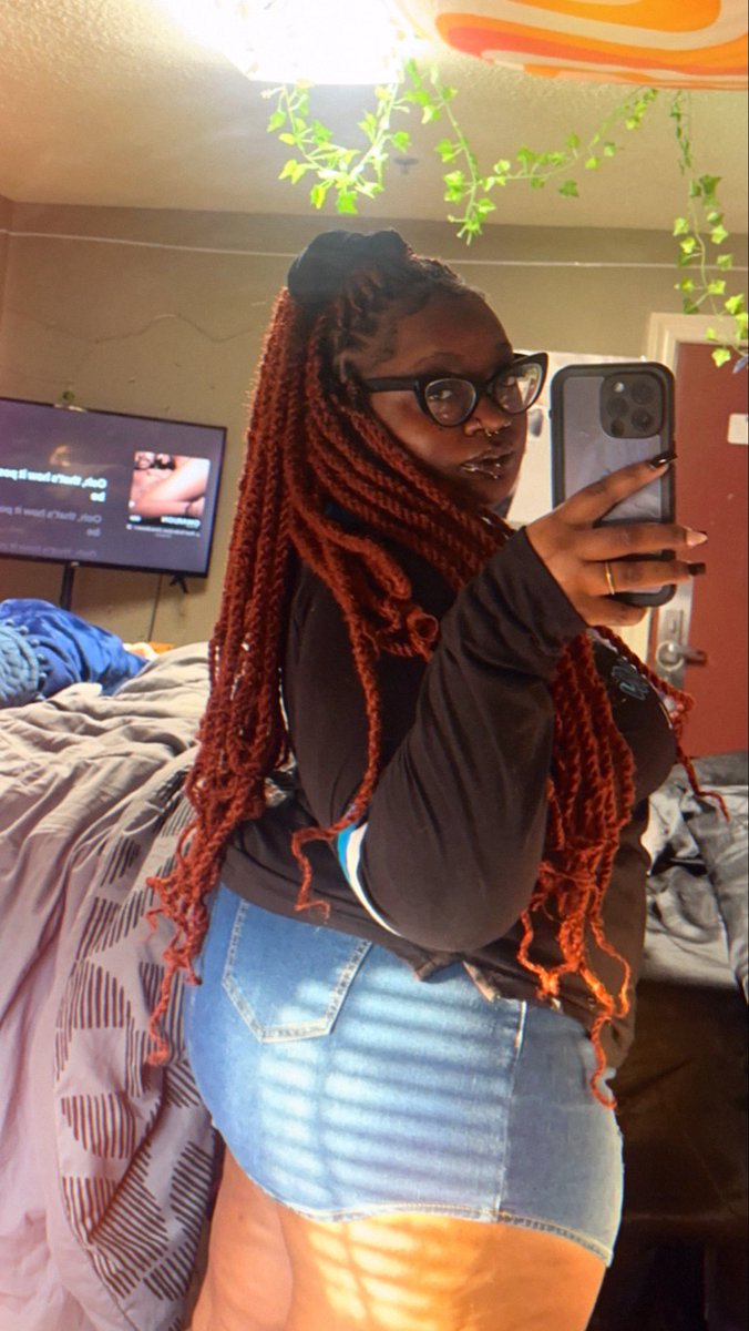mouthfullared's tweet photo. big bundaaaaa 😛🍑 https://t.co/vJ2O2SEVaq