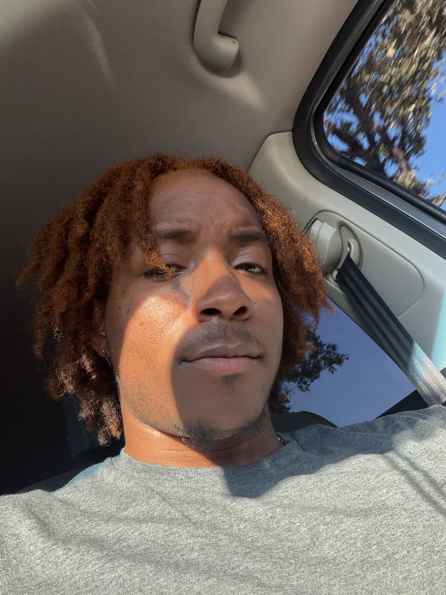 dionotfound's tweet photo. Damn I should really start posting on here more. I be feeling like this app not it sometime 
#chicago #southchi #grown https://t.co/1L2VAHCv4V
