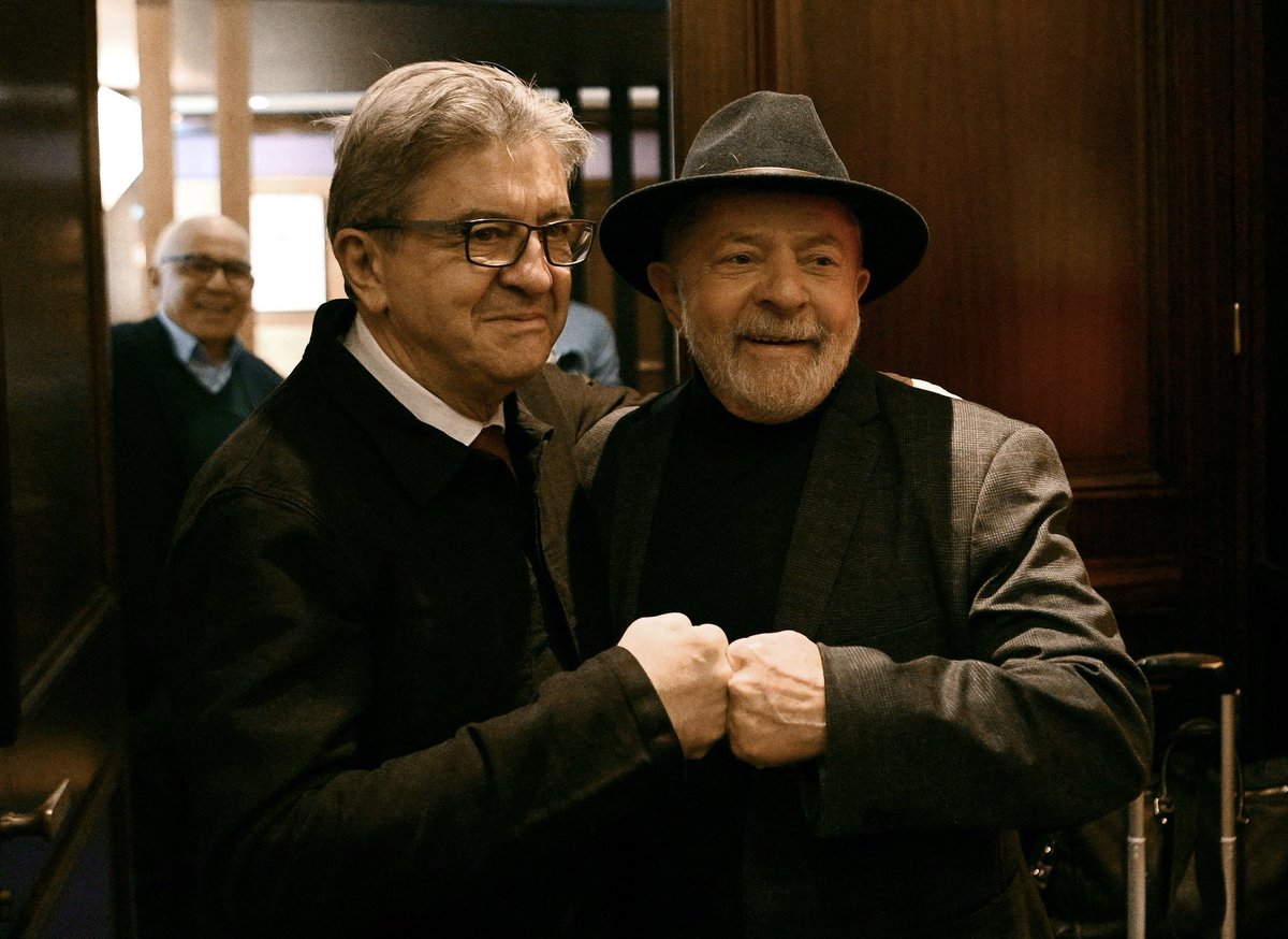 RimaHas's tweet photo. 🇫🇷 🇧🇷 Il l’a fait, alors nous pouvons le faire !

#Lula a déjoué tous les pronostics, tenu tête aux ingérences de Trump et de ses alliés, et démontré que rien n’est joué d’avance.

La mobilisation populaire a fait barrage à l’extrême droite et au fascisme ! https://t.co/ItGyayncj4