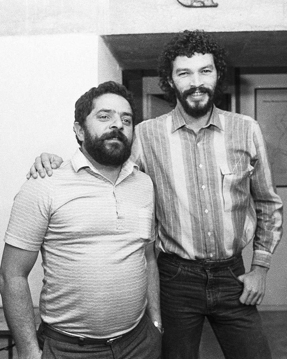 ApuntesRabona's tweet photo. Lula y Sócrates. https://t.co/WwPthvv73M