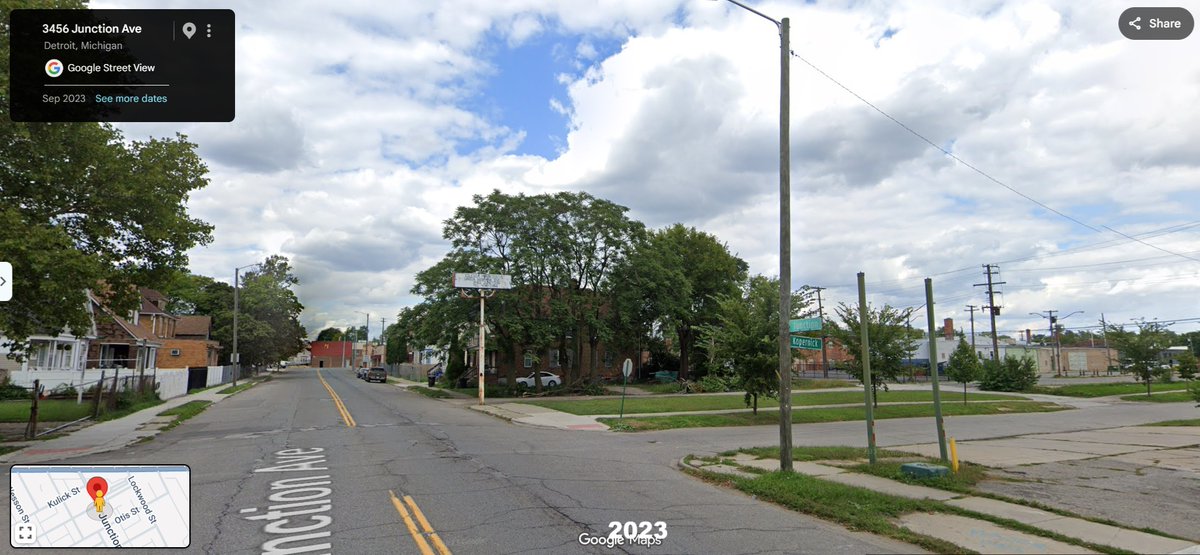 DetroitStreetVu's tweet photo. #Detroit, Junction &amp; Kopernick, 1987-2023. The Wojcik Bldg went up c. 1920 &amp; housed taverns on the lower floor for most of its existence. Lolita's Lounge was short lived, spending decades prior as Leprechaun Lounge, when the area was mostly Polish/Irish. Torn down in the 2000's. https://t.co/zlnfpX6Oyp