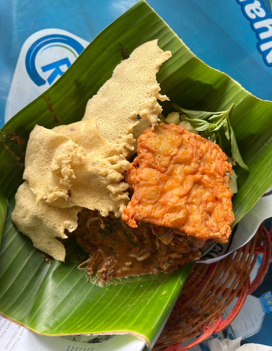 dheeewhere's tweet photo. sarapan aku, sarapan kamu? https://t.co/yjQqmOH4Ip