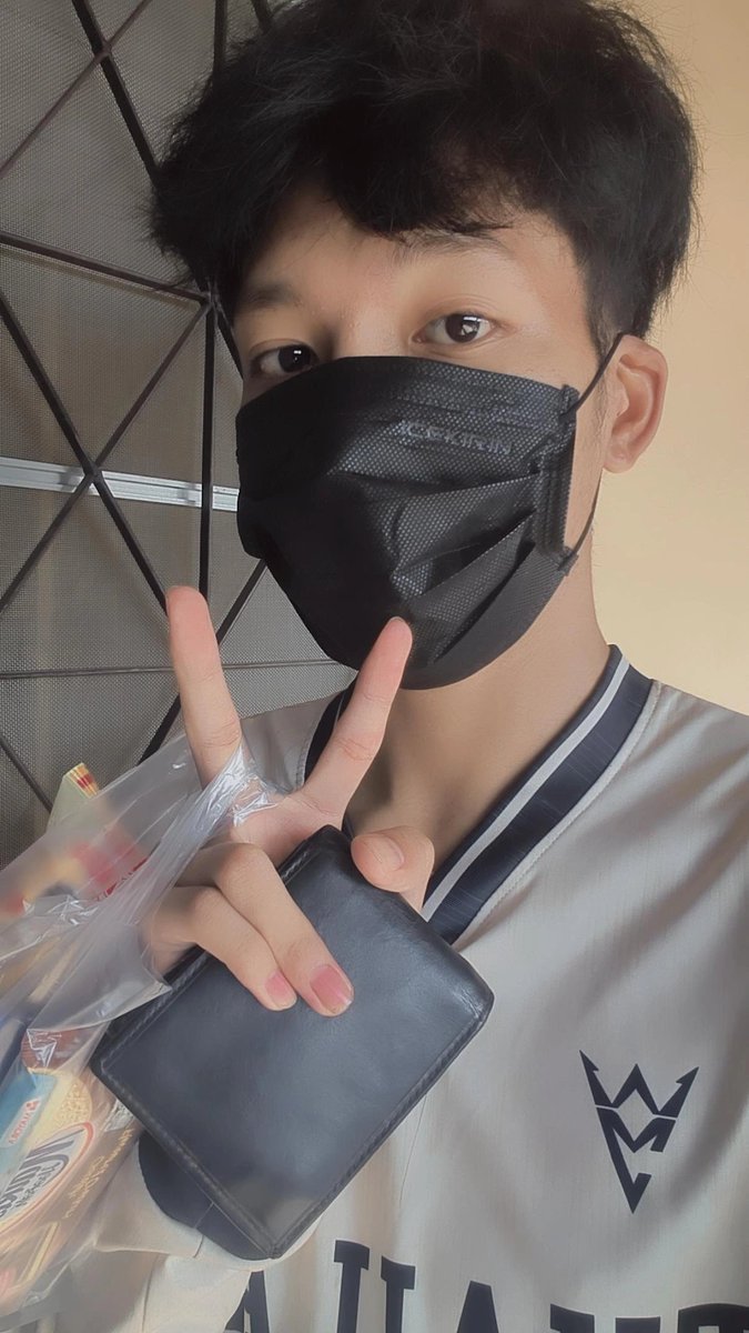 NotNoirvk2c's tweet photo. เลิกงานกะดึก หน้าโทรมนิดหน่อย🫩✌🏻🩵👮🏻‍♂️
#ชลบุรี #หัวกุญแจ #บ่อวิน #บ้านบึง #บางแสน #ไม่มีเพื่อน #หาเพื่อน #ไม่มีแฟน #ไม่มีเมีย #โสด #หาแฟน #พูดน้อย #หาเพื่อนคุย https://t.co/ytLR5azA7n
