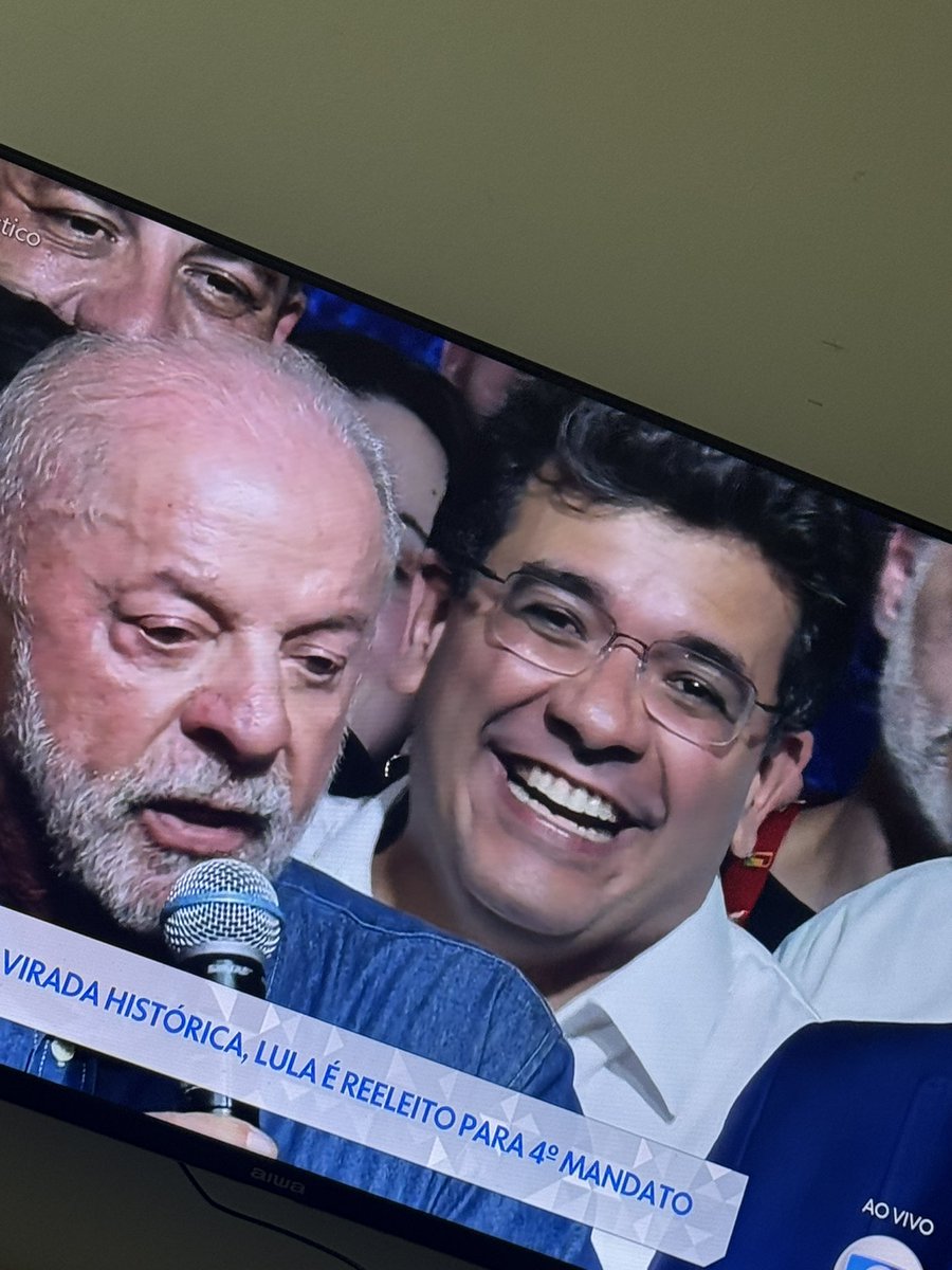 liraaag's tweet photo. Achei o gov tão triste… @RafaelFonteles_ 😂 https://t.co/fF9T700kJo