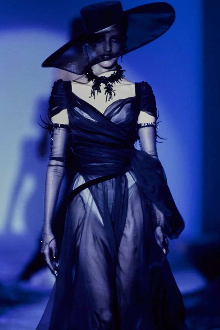 _ArchiveFashion tweet picture