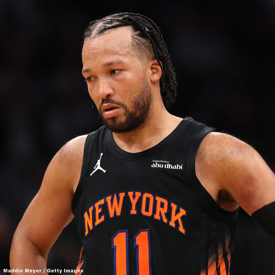 ESPNInsights's tweet photo. A sad start for the Knicks!

The New York Knicks are the first defending champs to start 0-3 since the Dallas Mavericks in the 2011-2012 season! 🏀 https://t.co/bgtTuECoqQ