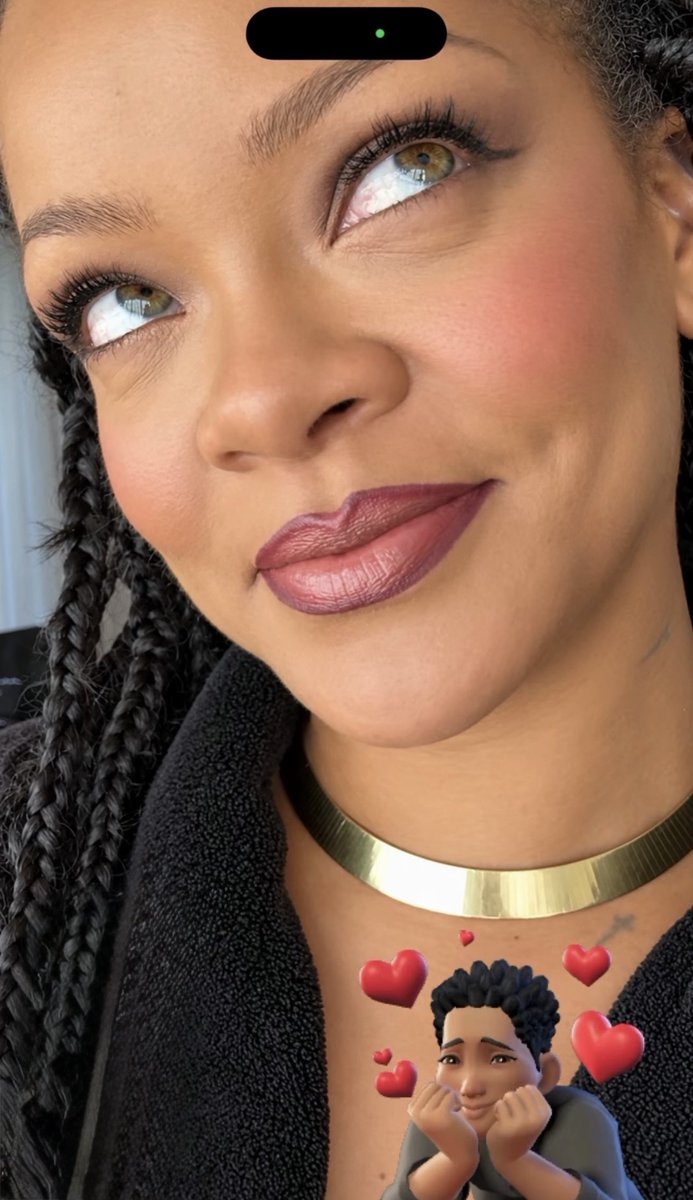 gabgonebad's tweet photo. RIHHHH 😍 https://t.co/VhYa8OPBdq