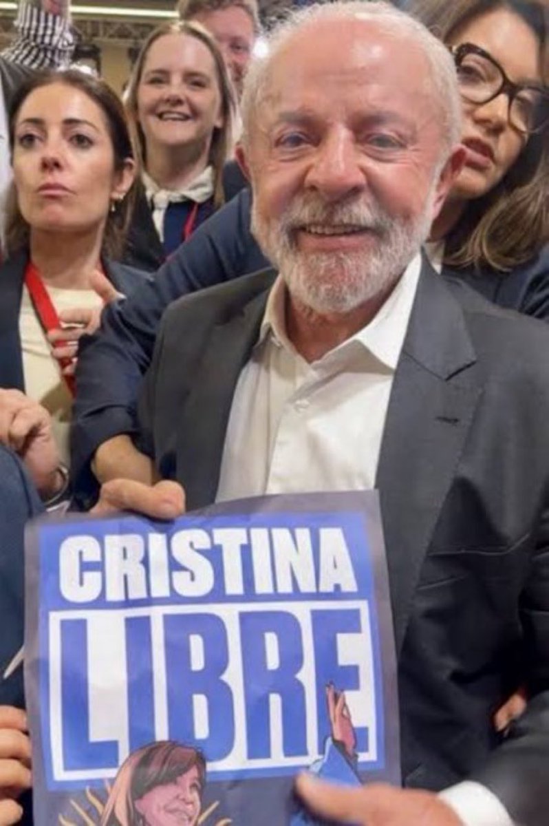 Tancredo723's tweet photo. Ahora liberen a Cristina mafiosos y dejen al pueblo votar a su candidata https://t.co/dOTxq9W3wL