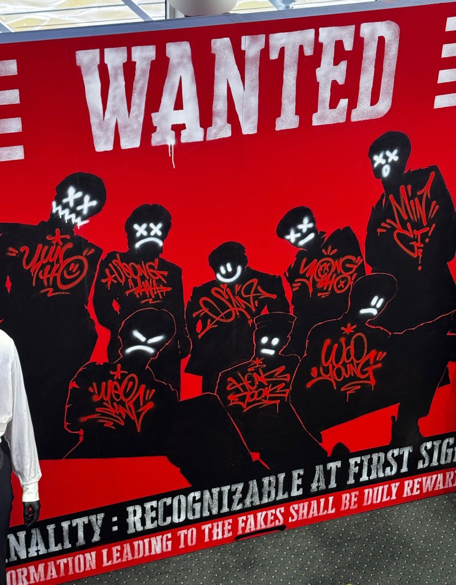 lvs_utopia's tweet photo. ☠️ Where are they? 🏴‍☠️ WAIT.... https://t.co/CboS0GVHNo