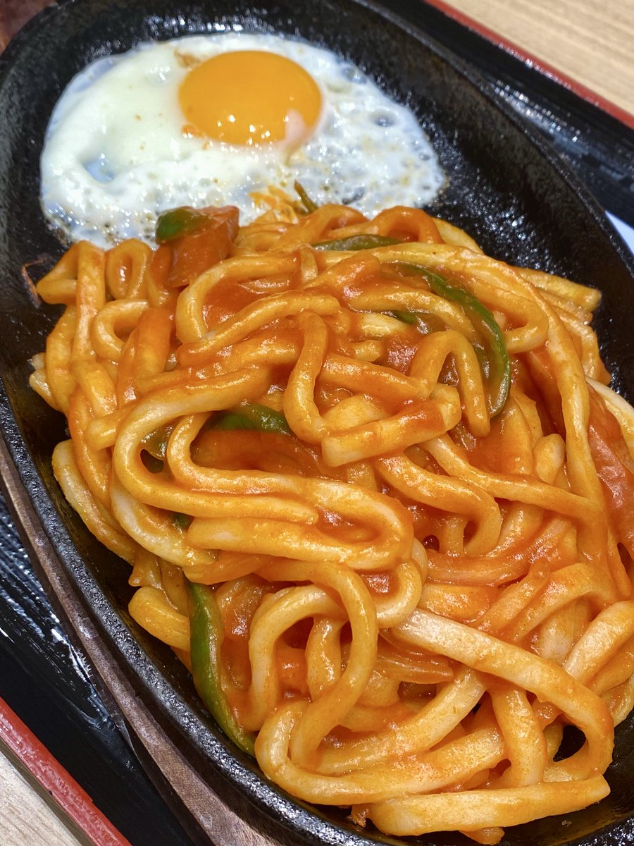 anpan__8's tweet photo. 資さんうどんのナポリタンうどん🍝🍳
麺がもっちもちで美味しかった(   ᵔ⤚ᵔ   ) https://t.co/SOPoGFMwyQ