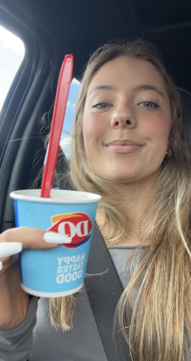 taylorisyourtoy's tweet photo. #NewProfilePic wish this cup was full of your cum, would make my days 100x better and sweeter😋🙈 https://t.co/PZ7Wf99aoh