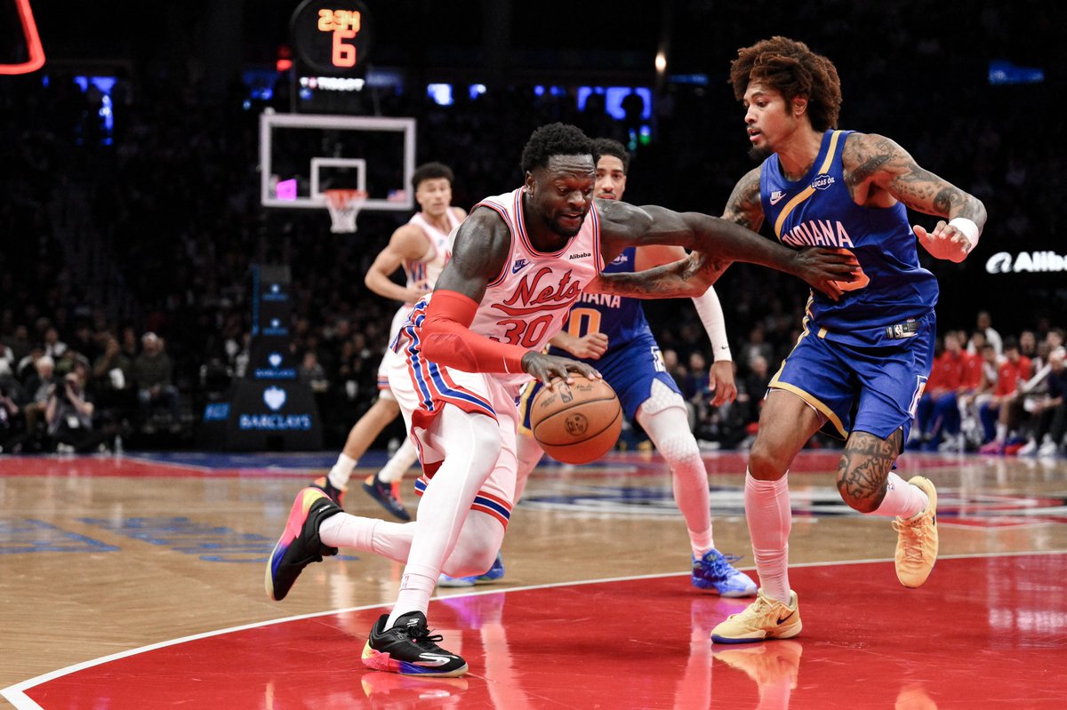 nbaunitracker's tweet photo. Heavy contender for the best jersey matchup of the season! https://t.co/ymYEcWHW6w
