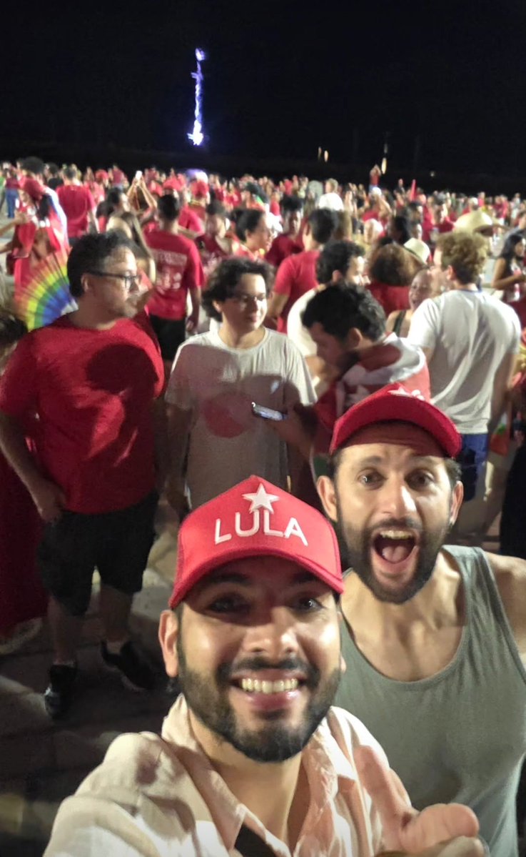 acervobbxs's tweet photo. VIVA LULA, VIVA O BRASIL!!!!!! https://t.co/RJEN8Zykw3