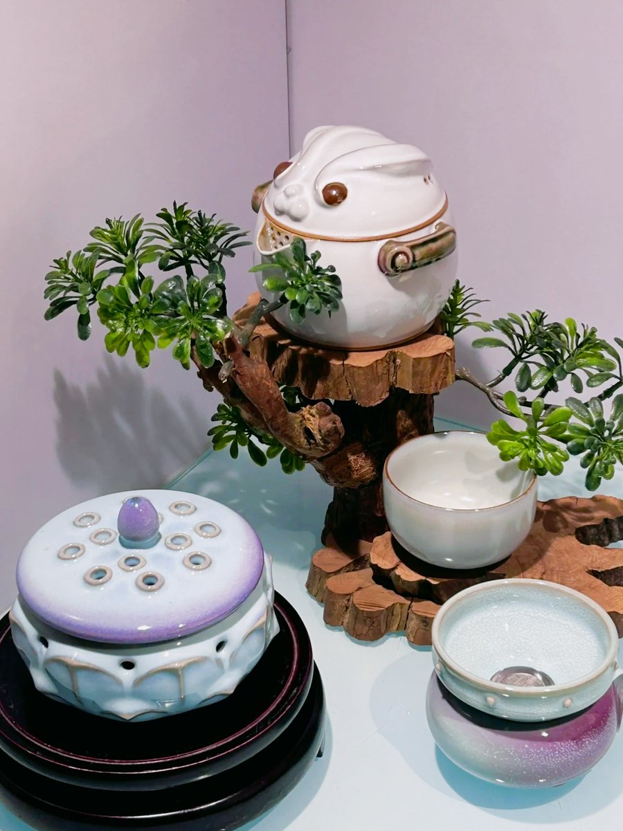 shintanabe413's tweet photo. [この辺りの釉薬を使った器がめちゃくちゃ気に入ってる！逊とかの表記も個性的で最高] https://t.co/ANN002rwbd