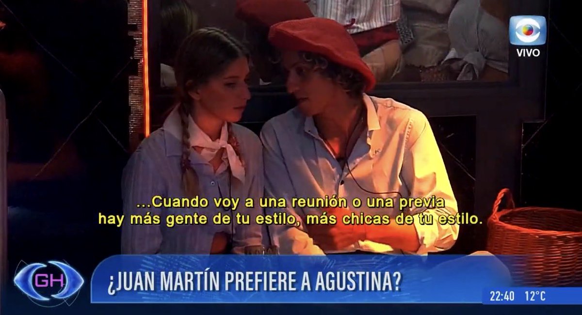 elojodeghuy's tweet photo. Se acabó el misterio. JUANMA fue a buscar a AGUSTINA en la fiesta y le dijo mas de una vez que le gustaba más ella que TAI. Hasta la invitó a hacer previa en PDE cuando salgan
Al ser consultado por TAI, prefirió mentirle y decirle que AGUSTINA le había preguntado.
#GranHermanoUY https://t.co/rLsyOTLY7r
