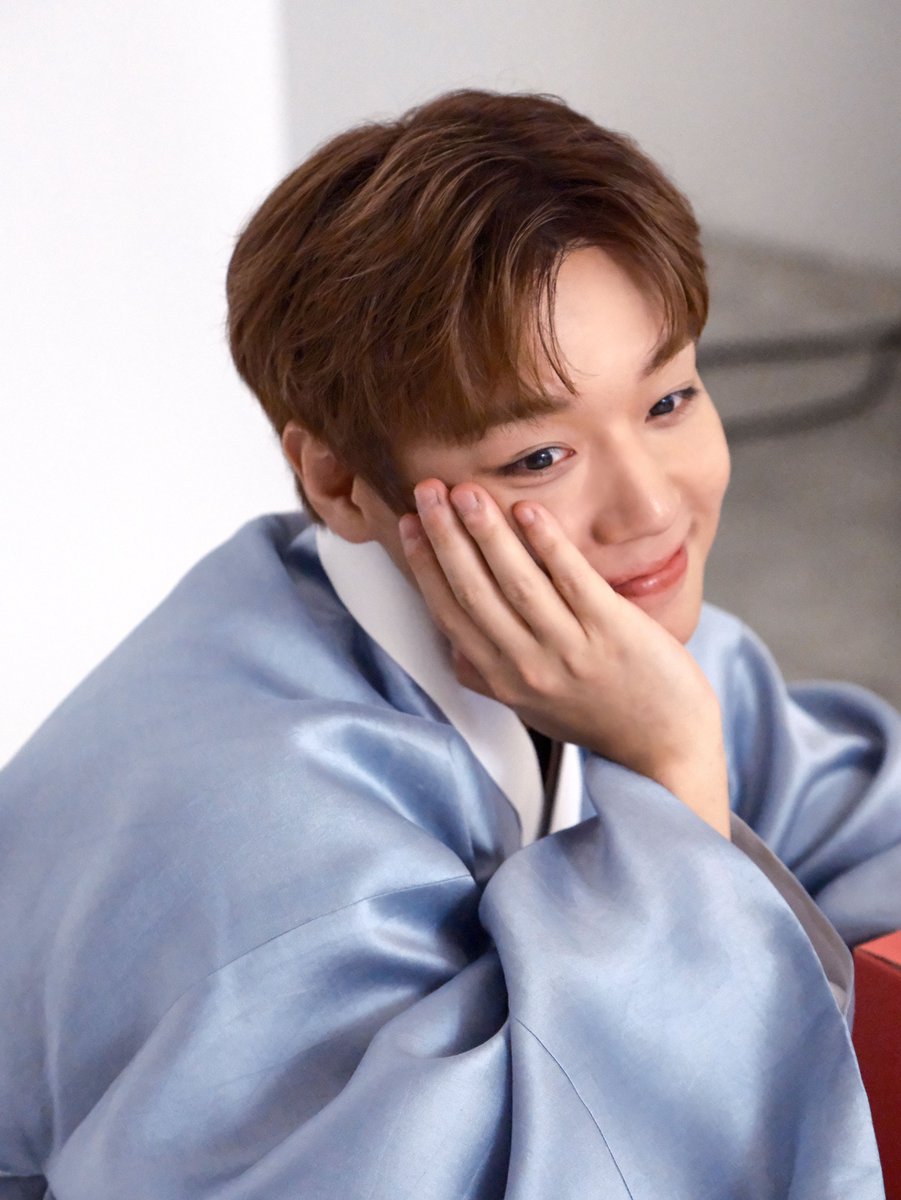 YYentertain's tweet photo. '배스킨라빈스' 광고 현장 Behind Photo

🔗https://t.co/LQja3C6mg8

#박지훈 #PARKJIHOON
#배스킨라빈스
#YYentertainment https://t.co/BH8tKlxR26