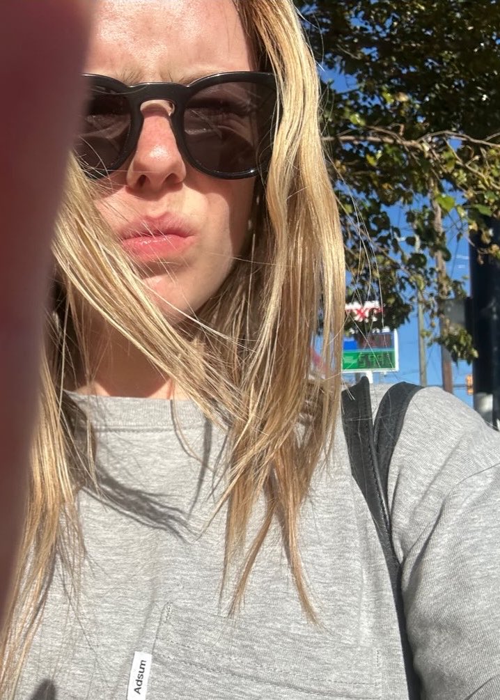 stresskippw's tweet photo. i love her and her silly faces https://t.co/8gQhkp6ue8