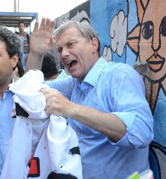v4leUCH's tweet photo. La foto más vía del presidente de Chile: https://t.co/3DQathSdPZ
