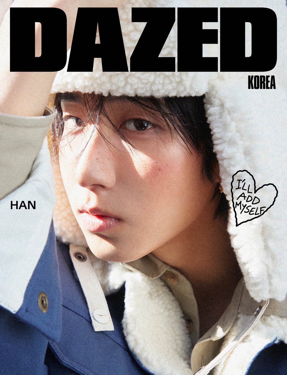 DazedKorea's tweet photo. I’LL ADD MYSELF #협찬
 
#HAN
@canadagoose
 
The Cover for 2026 WINTER Edition of 〈DAZED〉 KOREA
 
“안 될 것 같아도 시도는 해봐요. 누군가 ‘스트레이 키즈의 한은 뭐 하는 친구야?’ 물었을 때 대답이 하나로 국한되지 않았으면 하는 욕심이 좀 있죠.” 래퍼이자 보컬, 송라이터이자 프로듀서. 한의 이름에 올라운더라는 표현이 따르는 데는 분명한 이유가 있다. 폭넓은 관심과 끝없는 호기심, 그리고 이를 현실로 구현해 온 꾸준한 노력과 시간이 그 이름을 완성했다.

“Even if I think something might not work out, I still give it a try. I guess I want there to be more than one answer when someone asks, ‘What does HAN of Stray Kids do?’” Rapper, vocalist, songwriter, producer, HAN’s name has become synonymous with the term all-rounder. That reputation reflects the breadth of his interests, his inexhaustible curiosity, and the sustained time and effort he devotes to bringing them to life.
 
director BIN
editor SOL
text YU
fashion YEye
photography BANG KYUHYEONG
art SERI
hair CHOI BORA
makeup JUNG BOYOUNG 
assistant LILY
 
스트레이 키즈 한과 함께한 〈데이즈드〉 윈터 에디션은 10월 26일 오전 11시부터 프로필 링크에서 예약 구매 가능합니다. WINTER Edition of 〈DAZED〉 KOREA will be available for pre-order via the link in bio from 11AM KST on October 26.