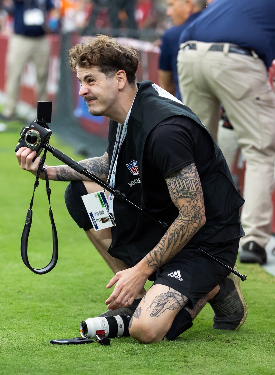 rebilasphoto's tweet photo. BAM! 💥 Tough break today for an Arizona Cardinals social media photographer who got blasted by Bam Knight destroying his @Sony A7 and 70-200 lens.  Props as he was back out on field minutes later with a backup camera 💪  #photogproblems 

📸 @rebilasphoto https://t.co/9qaaLz7H4c