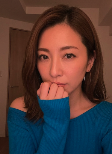 almendritapecit's tweet photo. この投稿が流れてきた方は「きれい」って言ってください！  
強制ですよ？笑 
絶対良いことありますので♡ 
45歳ですけど秘密でやり取りとかしたい... https://t.co/GfeOnMmYWV