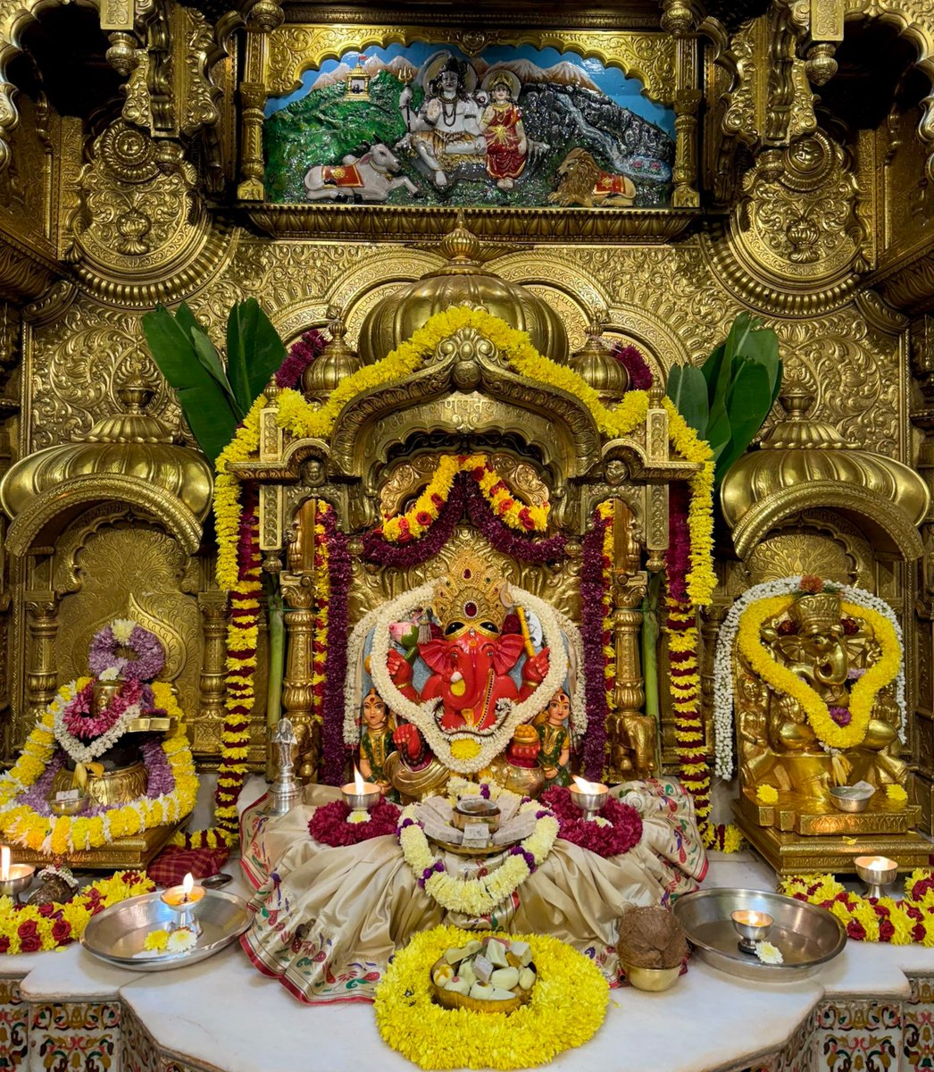 MoryaVibes's tweet photo. गणपती बाप्पा मोरया🌸 मंगलमूर्ती मोरया
🙏Ganapati Bappa Moraya🌸
🙏Mangalmurti Moraya
26/10/2026 https://t.co/A1adznuXPT