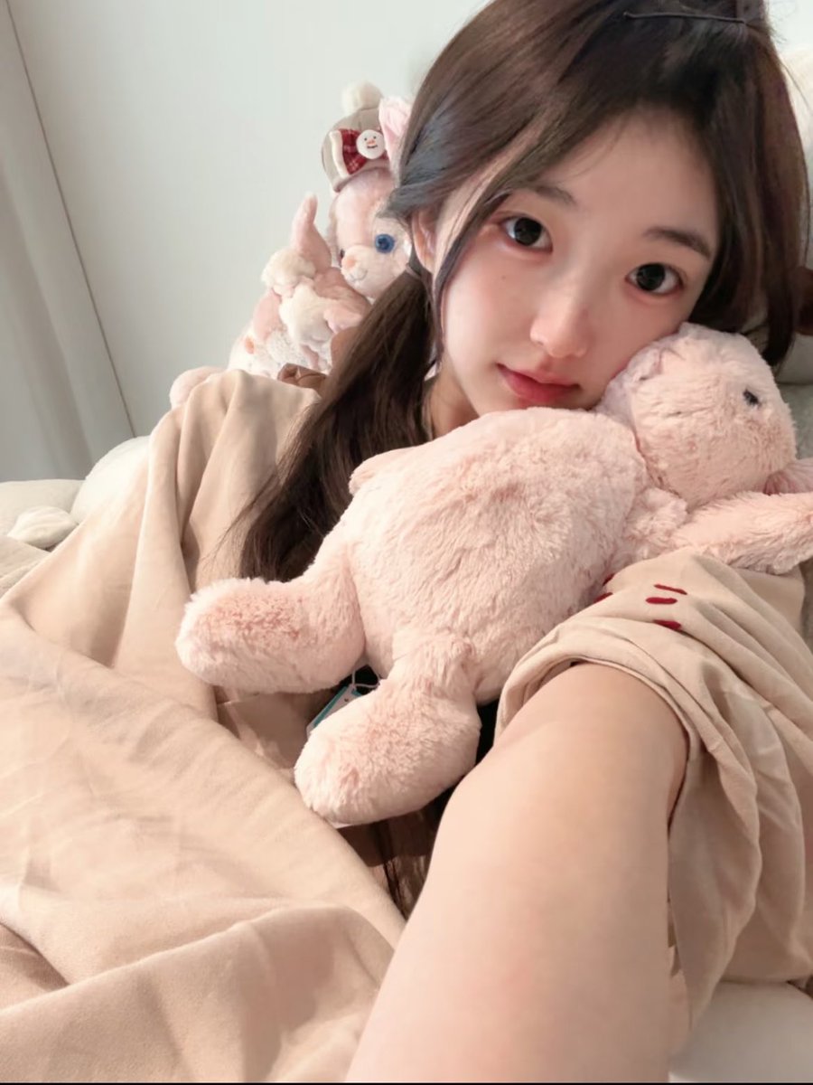 MerveAcarox's tweet photo. 在校高中生第一次玩X在宿舍拍福，有人看喷泉吗

粉粉嫩嫩的福！！看完不许瞎说🥰

没有🚪流言111  我真秒发🥰🥰 https://t.co/pnLRu127Ss