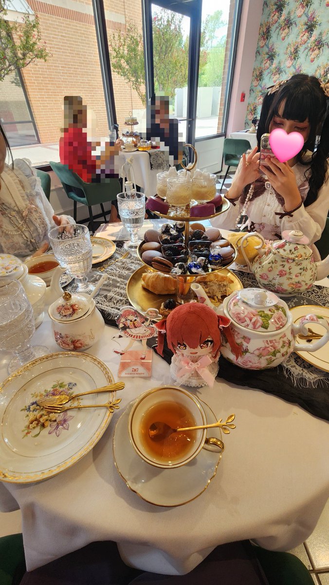 beariine's tweet photo. I took Marine to an afternoon tea party!🩷 https://t.co/ciVwFwxvQ7