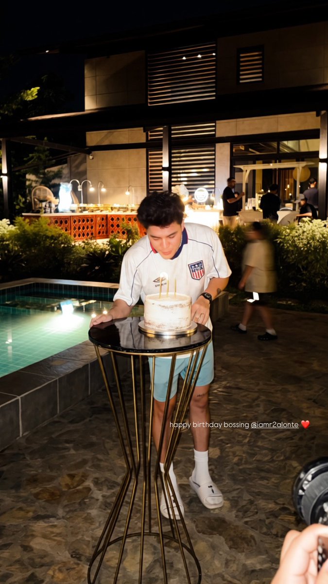 gorglala's tweet photo. Happy birthday, kuya @iamr2alonte ❤️

#RonnieAlonte https://t.co/5p6lFEAIXv