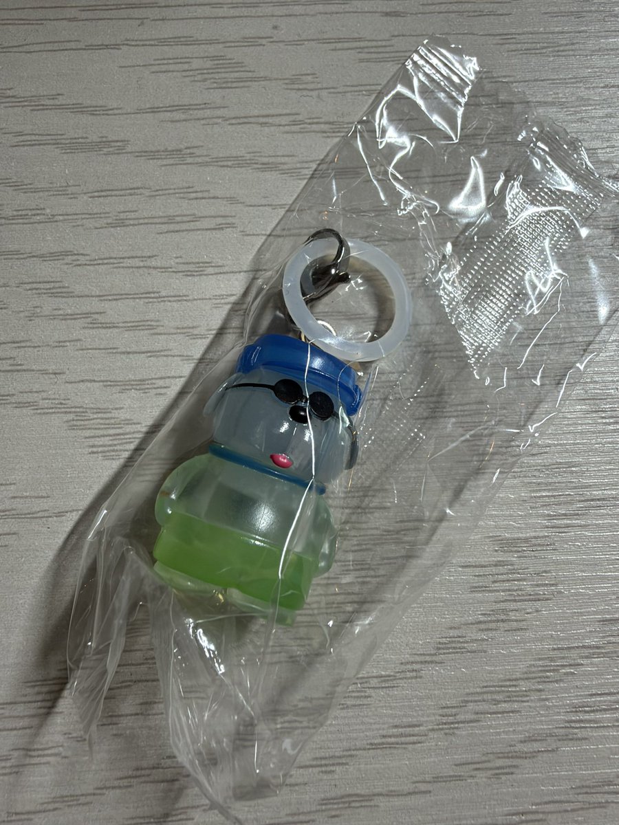 26301415ny's tweet photo. PEANUTS  めじるしアクセサリーSUMMER  ガチャ 交換

譲 オラフ

求 スヌーピーB 

郵送にて交換となります📮
お気軽にお声掛けください🙇🏻‍♀️ https://t.co/2MuukO8aZk