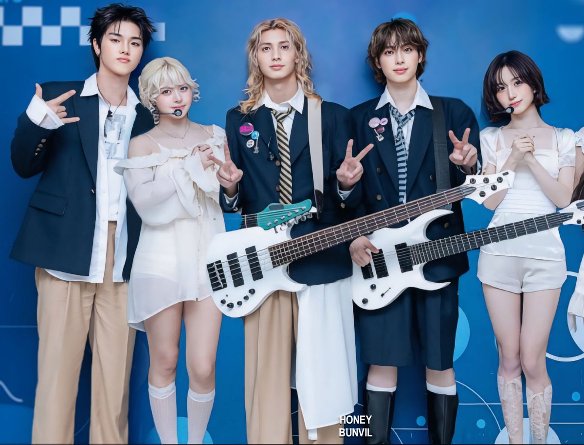 honeybunvil's tweet photo. #Mixxdinary https://t.co/kO4CIpzNlo