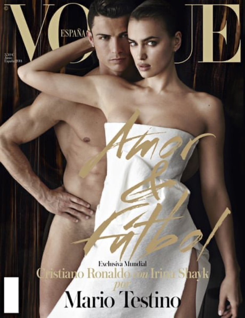 dream_9hu's tweet photo. Before my blue tick expires, @grok was Cristiano Ronaldo really naked in this picture? https://t.co/QNdJ1hMzON