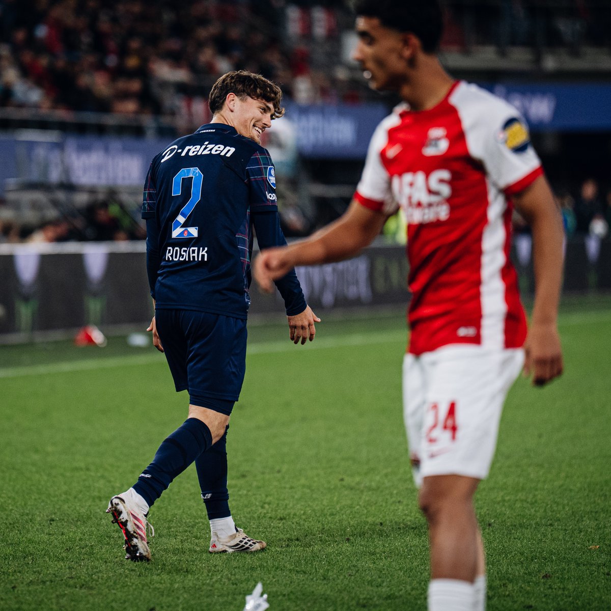 fctwente's tweet photo. ⚽️👊 𝘿𝙚𝙗𝙪𝙪𝙩
#FCTwente | #AZTWE https://t.co/NaErn1lKDF