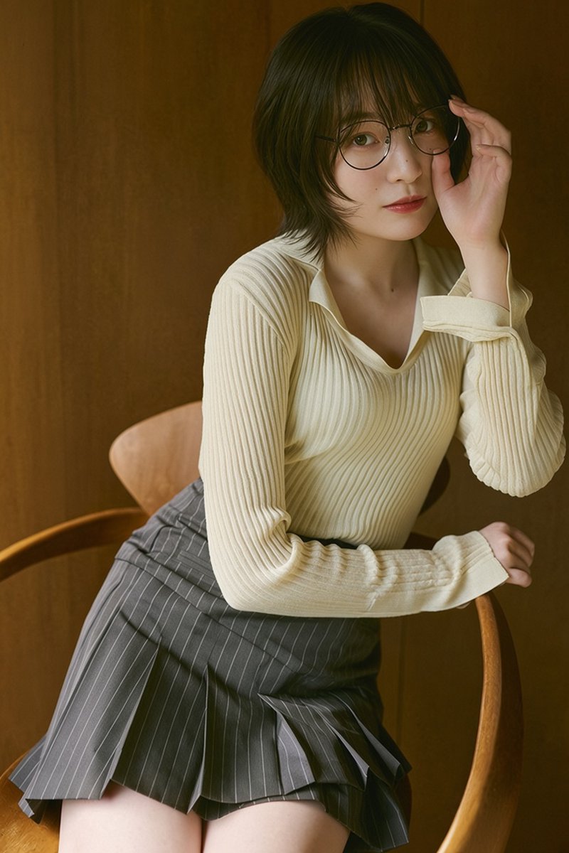 mayuk765's tweet photo. #上田麗奈 
メガネ+うえしゃま=メガしゃまｗ
誰も使ってくれないｗ

3枚は今年益々似合うようになってきてるなー
着ける機会が増えてるのは眼が悪くなってるのかな？ｗ https://t.co/nvlbhuxVF0