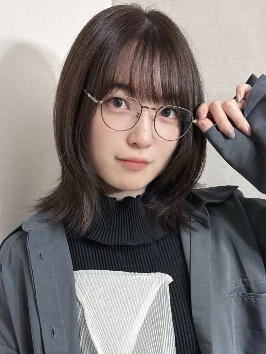 mayuk765's tweet photo. #上田麗奈 
メガネ+うえしゃま=メガしゃまｗ
誰も使ってくれないｗ

3枚は今年益々似合うようになってきてるなー
着ける機会が増えてるのは眼が悪くなってるのかな？ｗ https://t.co/nvlbhuxVF0