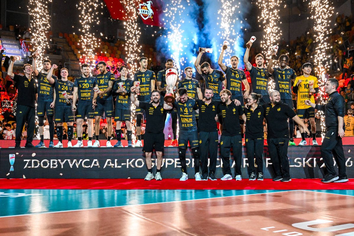 TAURONLiga's tweet photo. 📸 About last day 🏆

Pełna hala kibiców i wielkie finałowe emocje - tak było wczoraj w Częstochowie.🔥

Wracamy jeszcze raz do wczorajszego #ALKOSuperPucharMężczyzn 2026, a całą galerię znajdziecie tutaj 👉https://t.co/KRcGfp8gyd https://t.co/y5HtQeT3nD