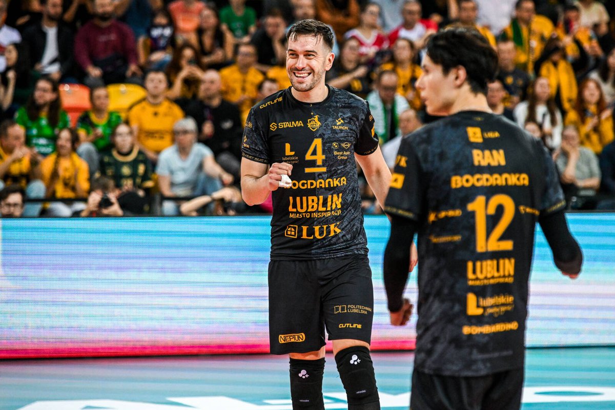 TAURONLiga's tweet photo. 📸 About last day 🏆

Pełna hala kibiców i wielkie finałowe emocje - tak było wczoraj w Częstochowie.🔥

Wracamy jeszcze raz do wczorajszego #ALKOSuperPucharMężczyzn 2026, a całą galerię znajdziecie tutaj 👉https://t.co/KRcGfp8gyd https://t.co/y5HtQeT3nD