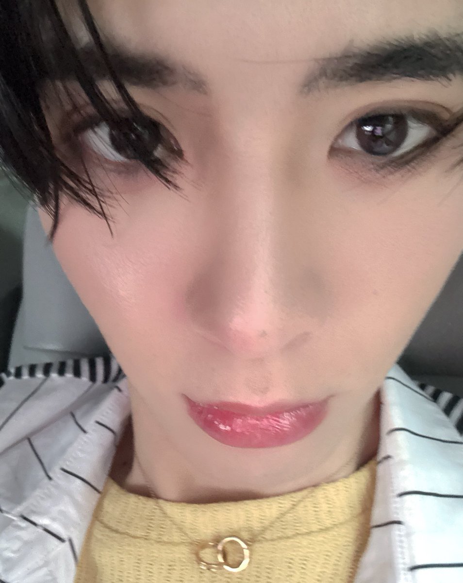 JPornprasertsuk's tweet photo. คิดถึงแล้ว พักผ่อนเยอะๆนะคับบ
OUR JAMES IS BACK
#WelcomeBackJamesSu
#JamesSu https://t.co/utRDmMuskT