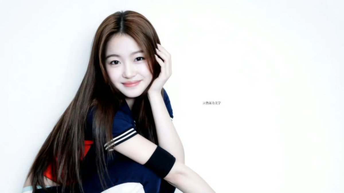 AijingInterFans's tweet photo. A new wallpaper truly worthy of my screen. 💗✨

#A2OLITE #AIJING #아이찡 #盛艾敬 https://t.co/63R1ISYY0B