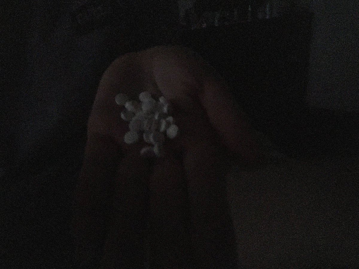 Mamelliure's tweet photo. Con escitalopram si me muero o no? https://t.co/35JQi5DB7m