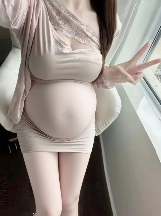 Jonathan102000's tweet photo. 妊婦だけどキッツキツって言われてるんるん気分♪ https://t.co/TbCvXC96OA