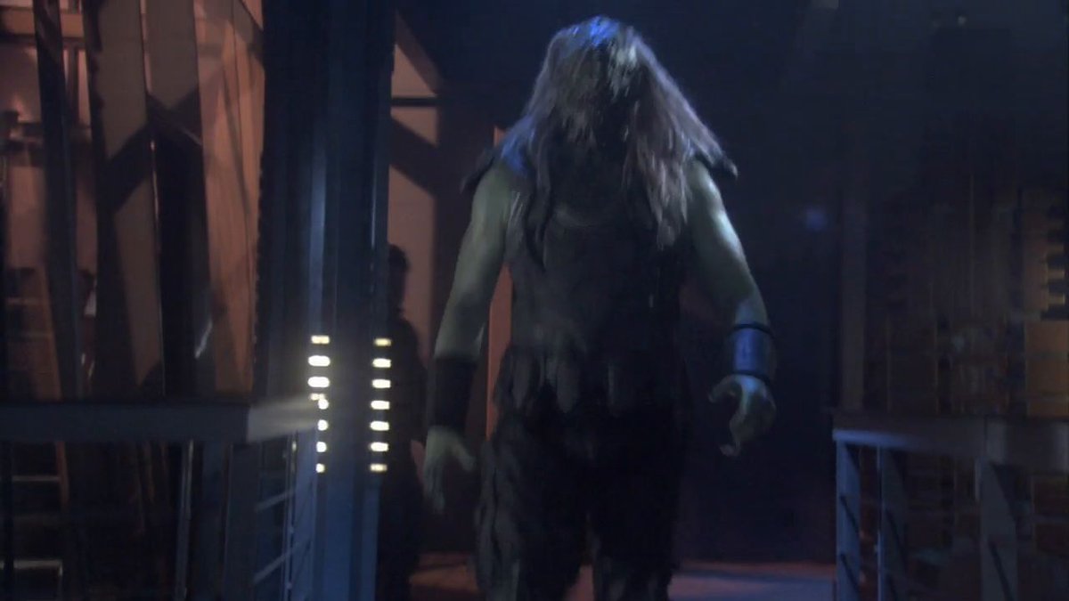 EverySGAFrame's tweet photo. #SaveStargate Stargate Atlantis - S1E20 'The Siege Part 2' Frame 1353 https://t.co/jzY5wvuUnP