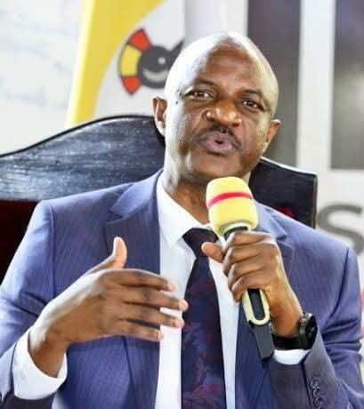 BruceMusimenta's tweet photo. BREAKING? 🤔
Ehhh! 🇺🇬🤔 According to claims attributed to PSST Ramathan Ggoobi (@rggoobi ), Uganda’s current economic squeeze was deliberately engineered after intelligence reports allegedly indicated that there was too much money circulating in the economy.

The argument is that Ugandans were spending recklessly 🫣filling bars even on Mondays, buying small plots of land and cars, giving out money, and fundraising for weddings. All this was reportedly viewed as dangerous to the economy.

The situation is allegedly expected to persist for almost a year 🥲 as authorities seek to stabilise money circulation and strengthen the shilling. 

Concerns have also been raised about cash disbursements during campaigns by President Museveni , @NRMOnline and former Speaker Anita Among , which some argue could fuel inflation.

BUT HERE IS THE BIG QUESTION: If the government deliberately engineered this economic squeeze to control money in circulation, why must ordinary Ugandans bear the burden through a high cost of living, scarce dollars and increasingly difficult business conditions? 🤔

Are we stabilising the economy, or are we simply making life harder for the ordinary citizen while the politically connected remain comfortable?

Ugandans deserve economic stability, yes -but they also deserve transparency, accountability and an explanation of the real causes of this hardship. 🇺🇬