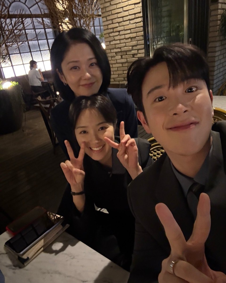 hellobungz's tweet photo. 261026 Jang Nara's instagram update with Hyeyoon

 #KimHyeyoon #김혜윤 #굿파트너2 #GoodPartner2 https://t.co/hcBlEgrGbp