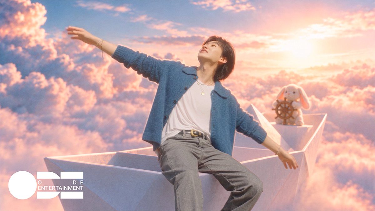 SJ_DnE_official's tweet photo. [🎥]
EUNHYUK ‘Blue Sky’ MV

🔗 https://t.co/mqYLXeUQlU

#은혁 #EUNHYUK
#슈퍼주니어DnE #SuperJuniorDnE https://t.co/IfmZZWJdO4