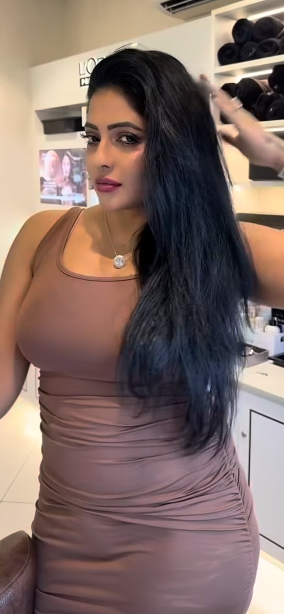 FilmsNActors's tweet photo. Reshma slaying in simple outfit https://t.co/muxXvJfJ4T