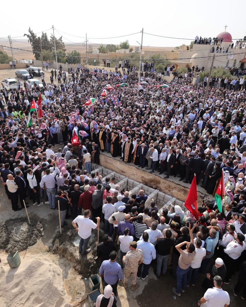 Easternchristns's tweet photo. Heartbreaking scenes from yesterday’s funeral of the Christian martyrs of Jordan’s church attack, as the entire community came together to mourn their loss and bid a final farewell to their loved ones.

On Sunday, October 25, thousands gathered in Karak, Jordan, to accompany the martyrs to their final resting place. Families, friends, religious leaders, and fellow Jordanians united in grief, prayer, and solidarity as the coffins, draped in Jordanian flags, were carried through the crowds.

The nine Christians lost their lives following a terrorist attack on St. George’s Greek Orthodox Church in Hamoud, Karak, on Friday, October 23. Three gunmen opened fire on mourners who had gathered for a funeral, killing nine people and injuring approximately 40 others.

Please keep our nine martyrs, their grieving families, and all those injured in your prayers. May their souls rest in eternal peace, and may God grant strength and comfort to the people of Jordan. 🇯🇴❤️✝️

📸 Photos: مطرانية الأردن للروم الأرثوذكس - Greek Orthodox Archdiocese Jordan

#EasternChristians #Jordan #ChristianMartyrs #Karak #PrayForJordan